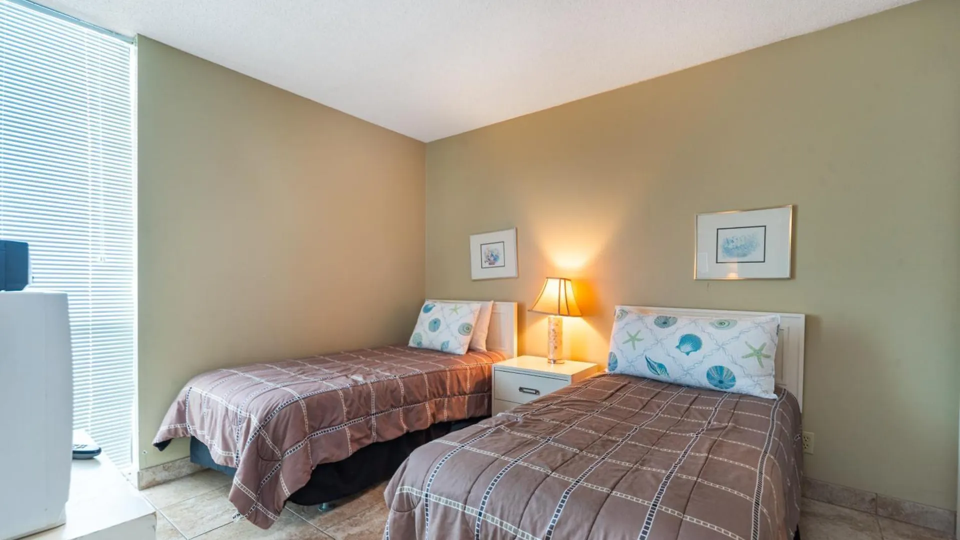 Edgewater Resort Beachfront Condos By Resort Collection Panama City Beach 0*,  USA